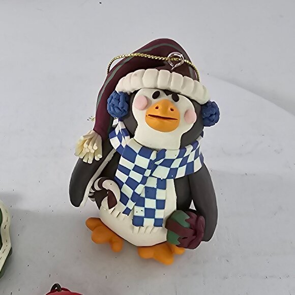 Set Of 3 Christmas Figurine Ornaments Santa Angel Penguin Polymer Clay - Picture 4 of 7